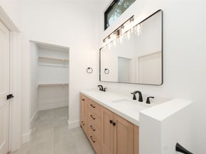 203 S Pathfinders Circle, The Woodlands TX 77381