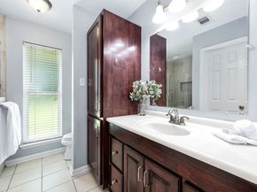 17102 Coachmaker Drive, Friendswood TX 77546