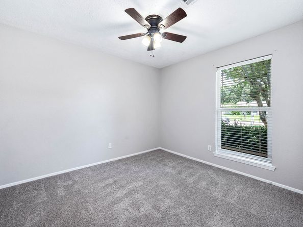 17102 Coachmaker Drive, Friendswood TX 77546