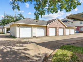 2710 Grants Lake Boulevard T4, Sugar Land TX 77479