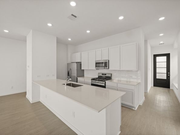 2207 Diagonal Lane, Houston TX 77051