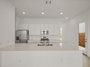 2207 Diagonal Lane, Houston TX 77051