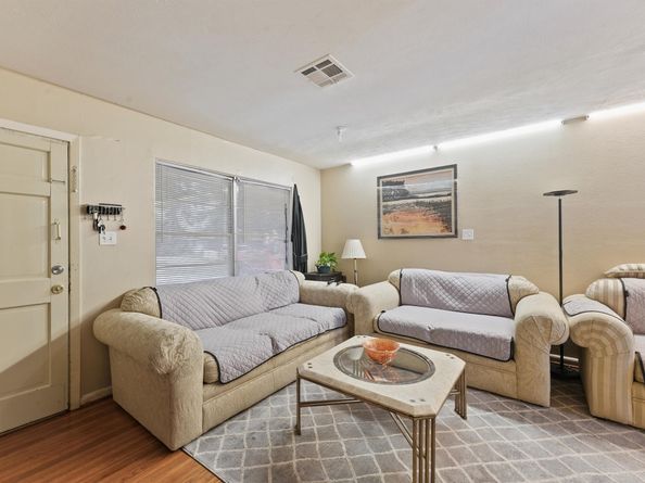 8506 Montridge Drive, Houston TX 77055