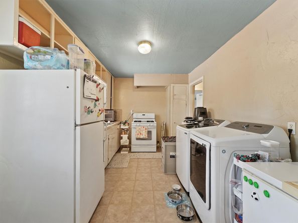 8506 Montridge Drive, Houston TX 77055