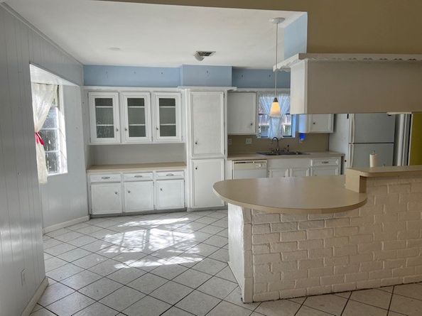 9115 Willow Meadow Drive, Houston TX 77031