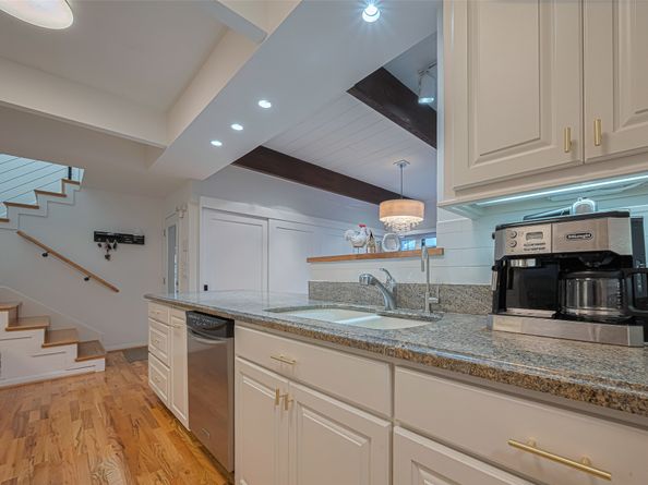 5368 Brownway Street C32, Houston TX 77056