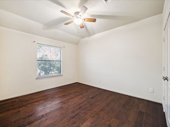 28414 Madelin Manor Lane, Spring TX 77386