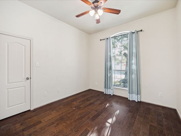 28414 Madelin Manor Lane, Spring TX 77386