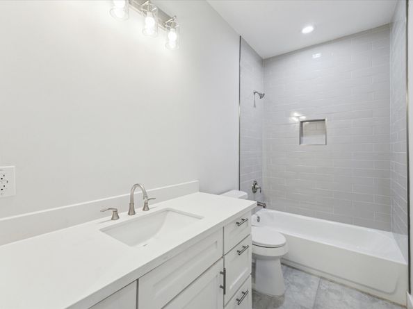 2207 Stevens St, Houston TX 77026