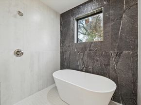 2207 Stevens St, Houston TX 77026