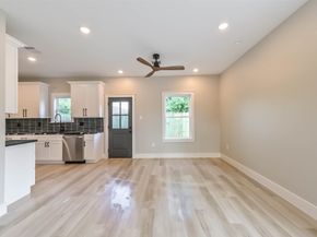 4723 Mallow Street, Houston TX 77033