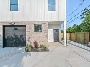 4723 Mallow Street, Houston TX 77033