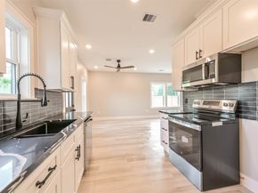 4723 Mallow Street, Houston TX 77033