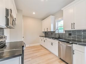 4723 Mallow Street, Houston TX 77033