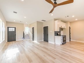 4723 Mallow Street, Houston TX 77033