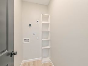 4723 Mallow Street, Houston TX 77033