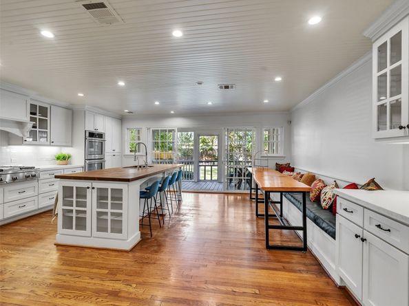 834 W 41st Street, Houston TX 77018