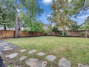 834 W 41st Street, Houston TX 77018