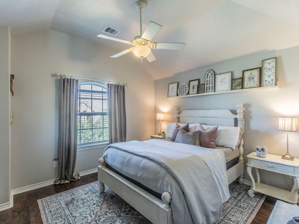 25207 Gaddis Oaks Drive, Spring TX 77389