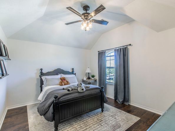 25207 Gaddis Oaks Drive, Spring TX 77389