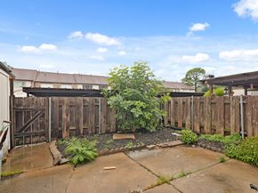 2212 Shadowdale Drive 358, Houston TX 77043