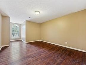 10707 Mandavilla Dr Drive, Houston TX 77095