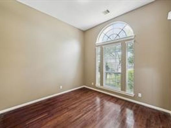 10707 Mandavilla Dr Drive, Houston TX 77095