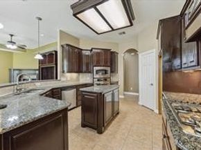 10707 Mandavilla Dr Drive, Houston TX 77095