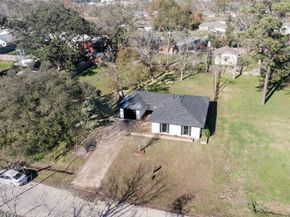 603 Maple Way, Houston TX 77015