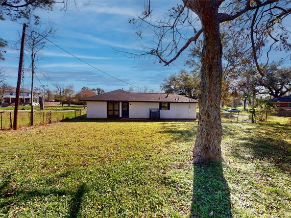 603 Maple Way, Houston TX 77015