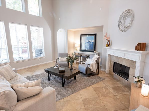 86 Oriel Oaks Circle, The Woodlands TX 77382