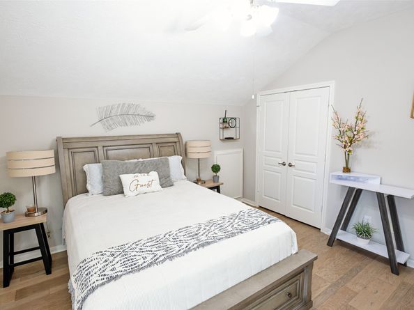 86 Oriel Oaks Circle, The Woodlands TX 77382