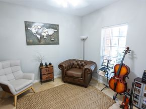 86 Oriel Oaks Circle, The Woodlands TX 77382