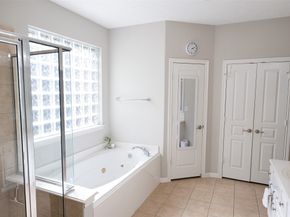 86 Oriel Oaks Circle, The Woodlands TX 77382