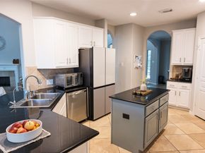 86 Oriel Oaks Circle, The Woodlands TX 77382