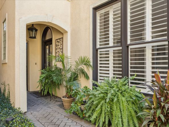 2435 North Boulevard, Houston TX 77098