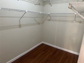 2120 El Paseo Street 403, Houston TX 77054