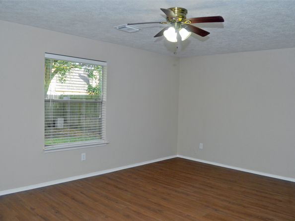 16915 Lighthouse View Drive, Friendswood TX 77546