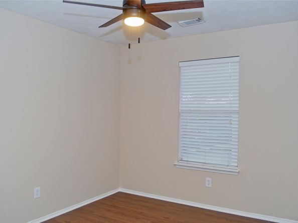 16915 Lighthouse View Drive, Friendswood TX 77546