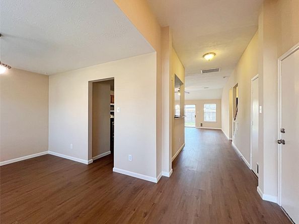 16915 Lighthouse View Drive, Friendswood TX 77546