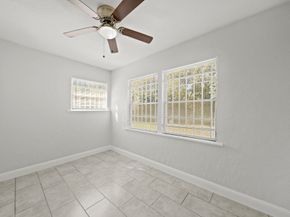 6718 Crestridge Street, Houston TX 77033