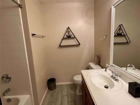 9102 Rolling Rapids Road, Humble TX 77346