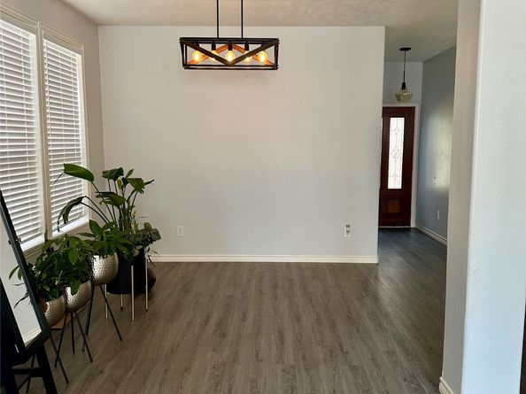 9102 Rolling Rapids Road, Humble TX 77346