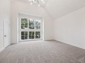 2211 Saxon Drive, Houston TX 77018