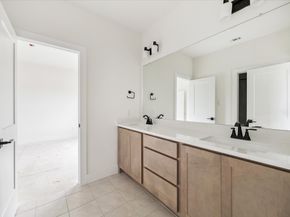 2211 Saxon Drive, Houston TX 77018