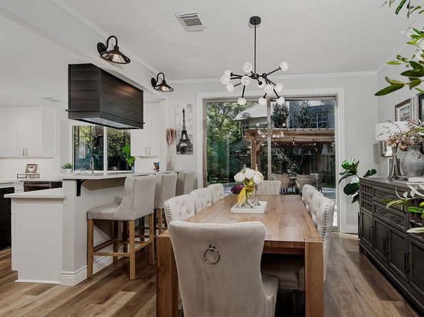 27 Owls Cove Place, The Woodlands TX 77382