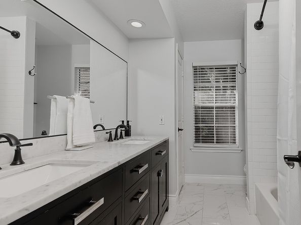 27 Owls Cove Place, The Woodlands TX 77382