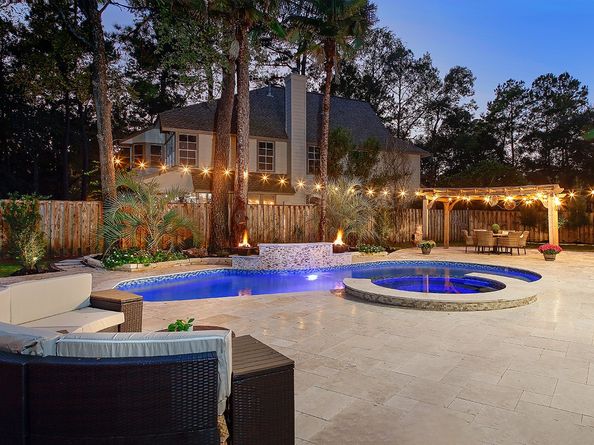 27 Owls Cove Place, The Woodlands TX 77382