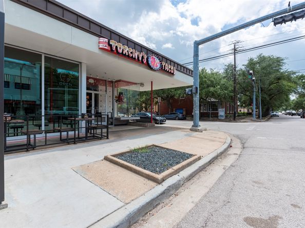 1426 W 21st Street A, Houston TX 77008