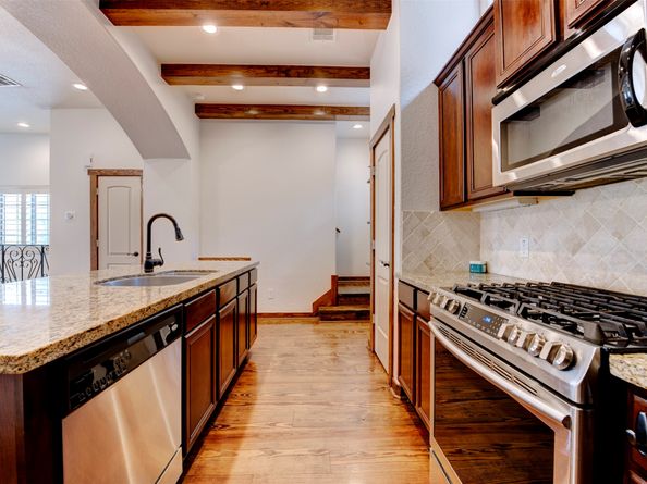 1426 W 21st Street A, Houston TX 77008